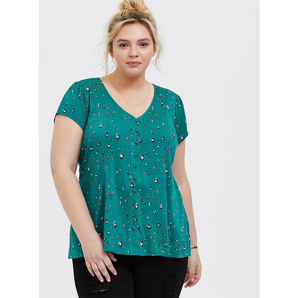Torrid Womens Blouse Size 2 2X Emerald Green Challis Leopard Button Corset Back‎